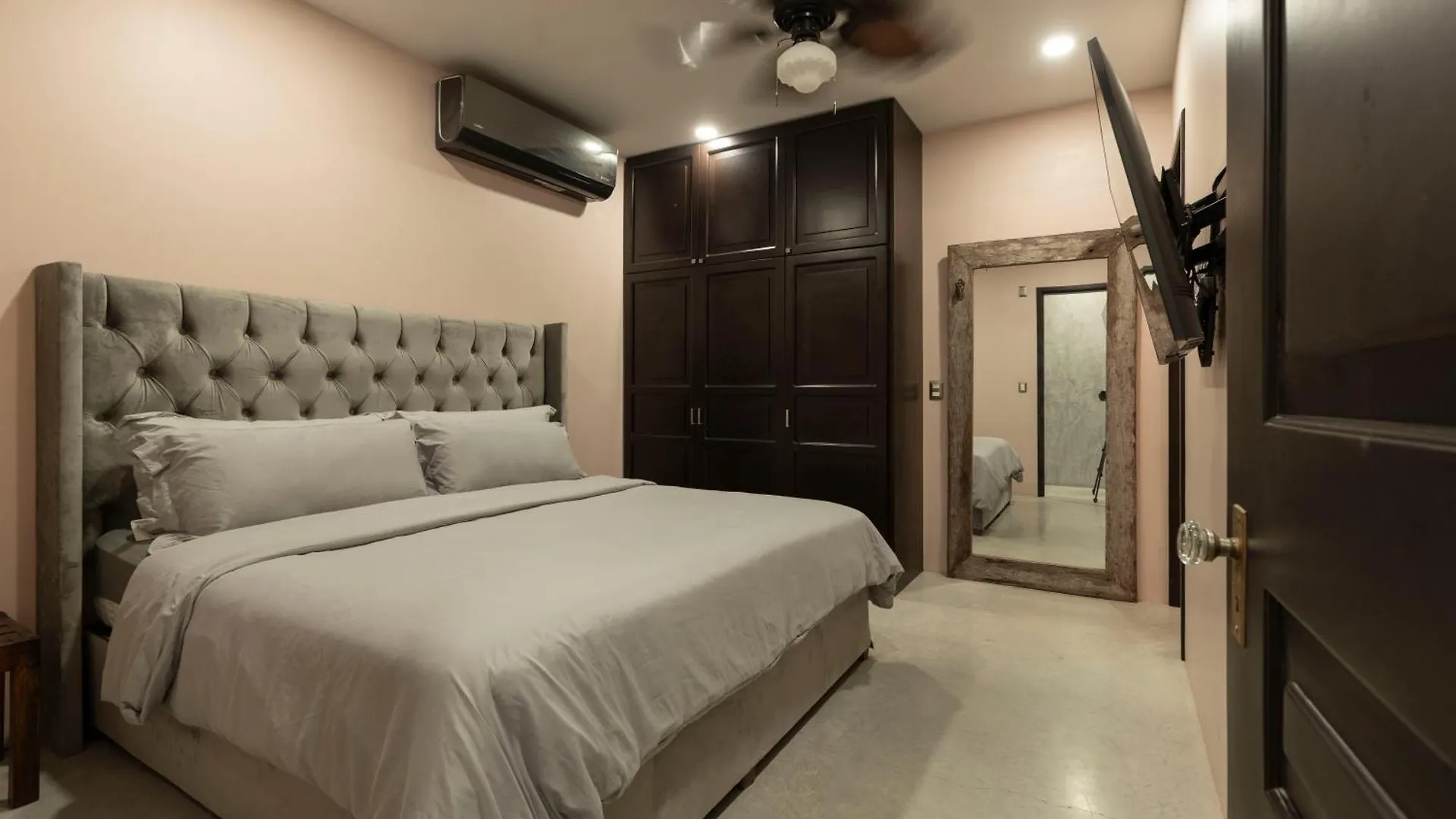 Вилла Casa Halo - Mansion, Nightclub, Pool, Sonos, Gated, Staff Тулум Мексика