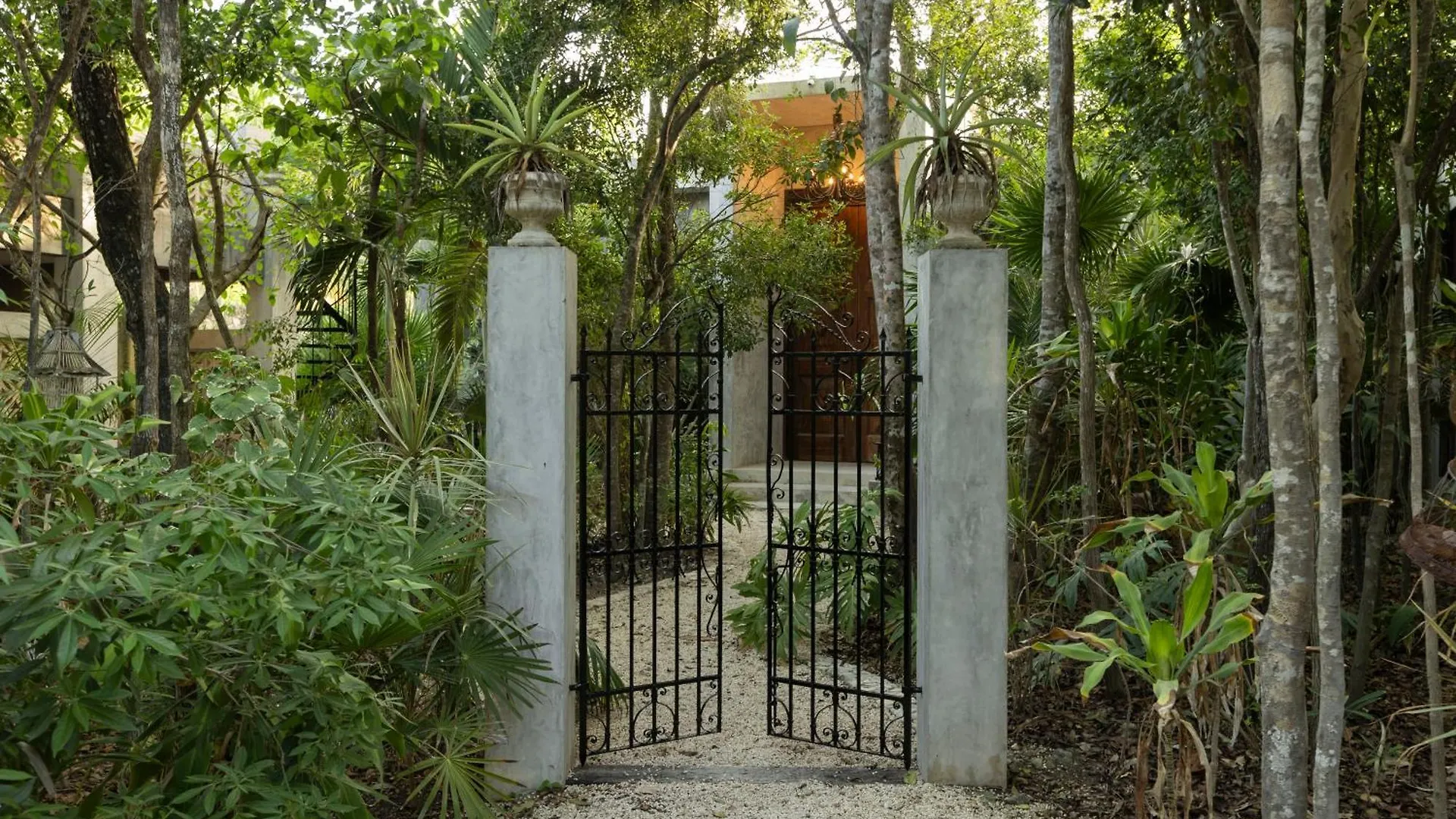 فيلا Casa Halo - Mansion, Nightclub, Pool, Sonos, Gated, Staff تولوم