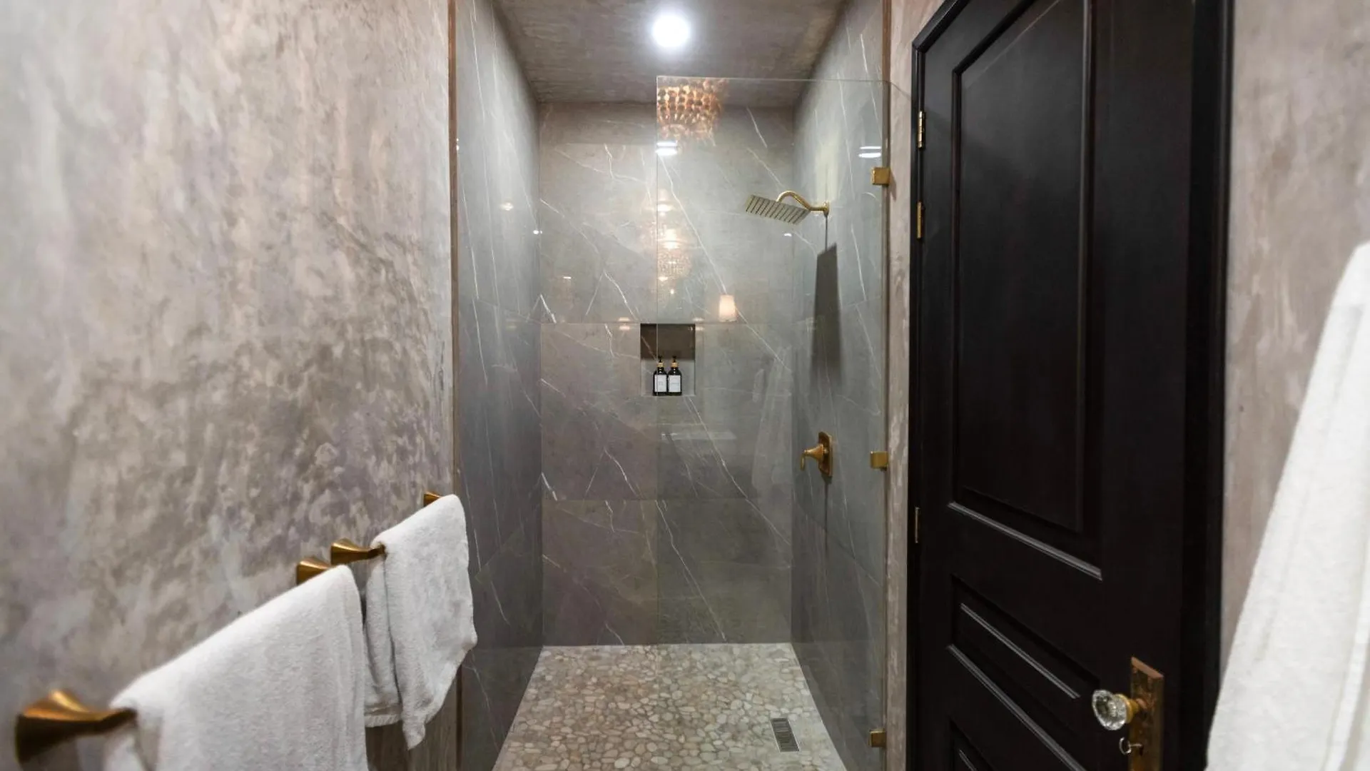 فيلا Casa Halo - Mansion, Nightclub, Pool, Sonos, Gated, Staff تولوم 0*,  المكسيك