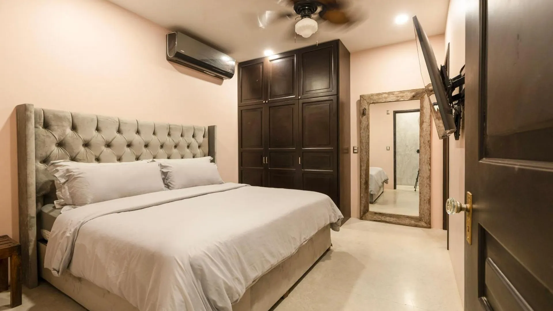 فيلة فيلا Casa Halo - Mansion, Nightclub, Pool, Sonos, Gated, Staff تولوم المكسيك